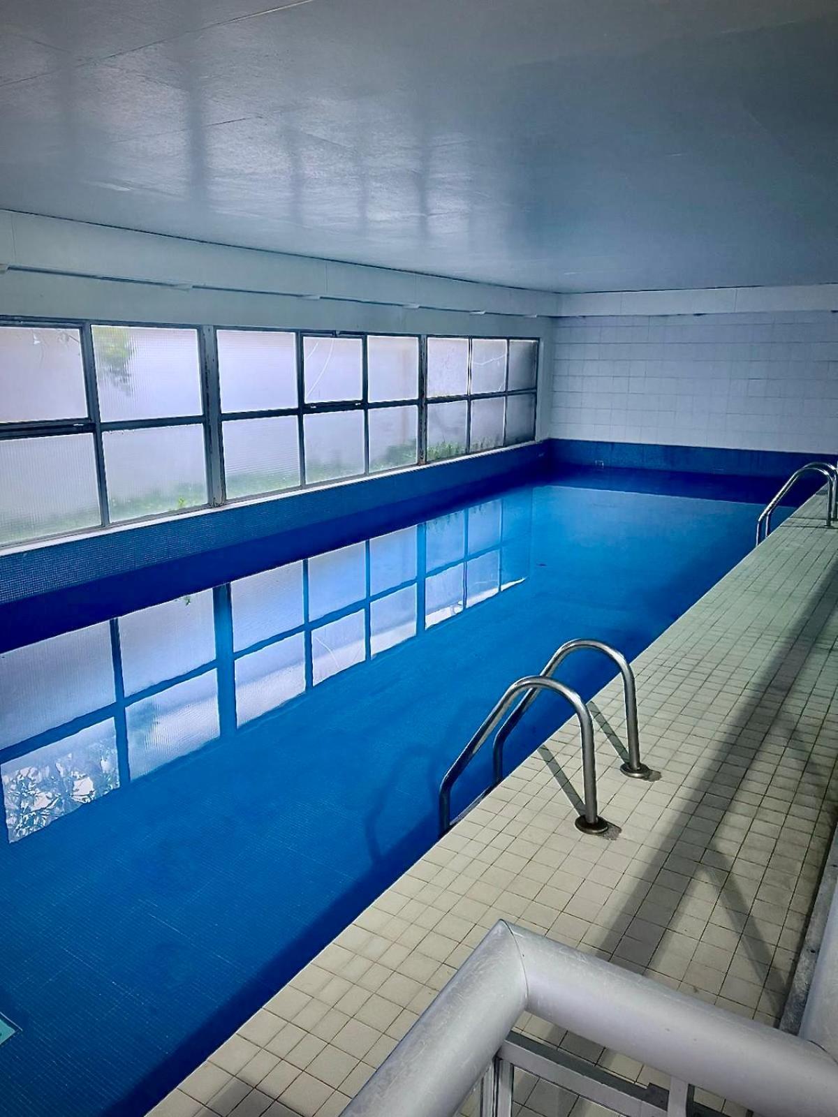 Avec Piscine Apartment Paris